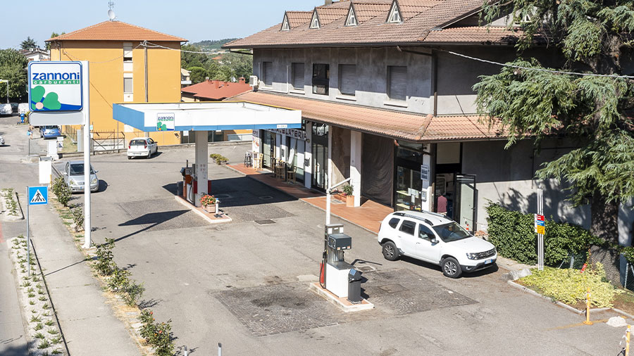 distributore-viaprovinciale-24-fiumana