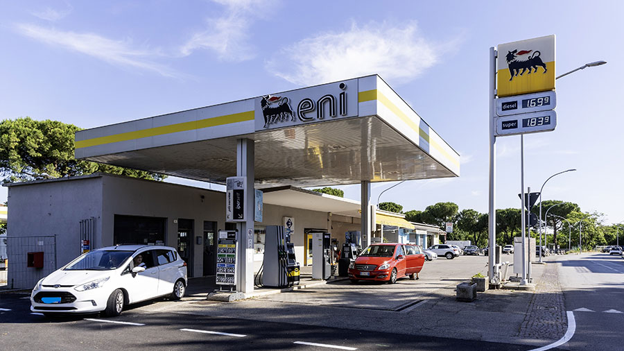 distributore-viapiave-forli